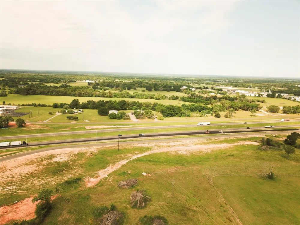 Ih 45 Fairfield, TX 75840