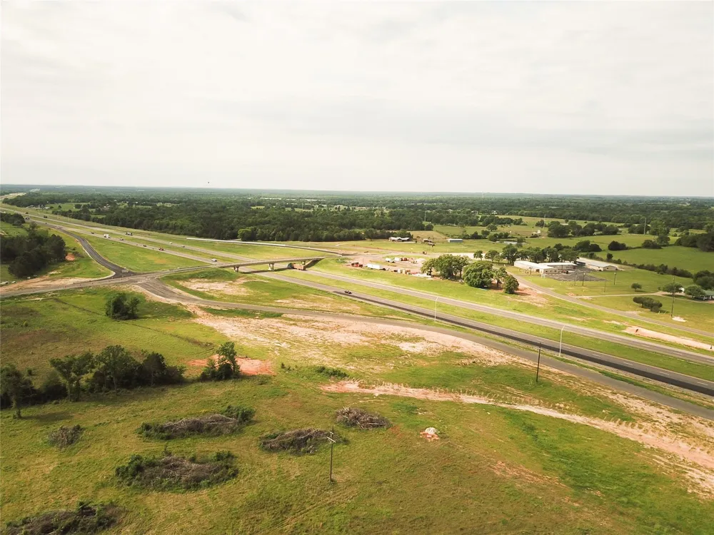Ih 45 Fairfield, TX 75840