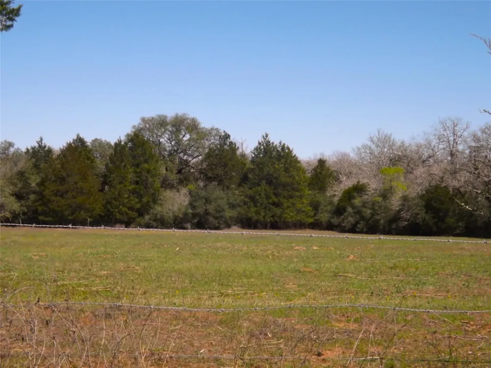 1649 County Road 209 Weimar, TX 78962