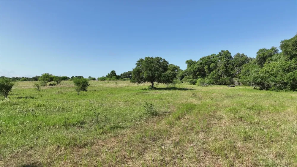 1649 County Road 209 Weimar, TX 78962
