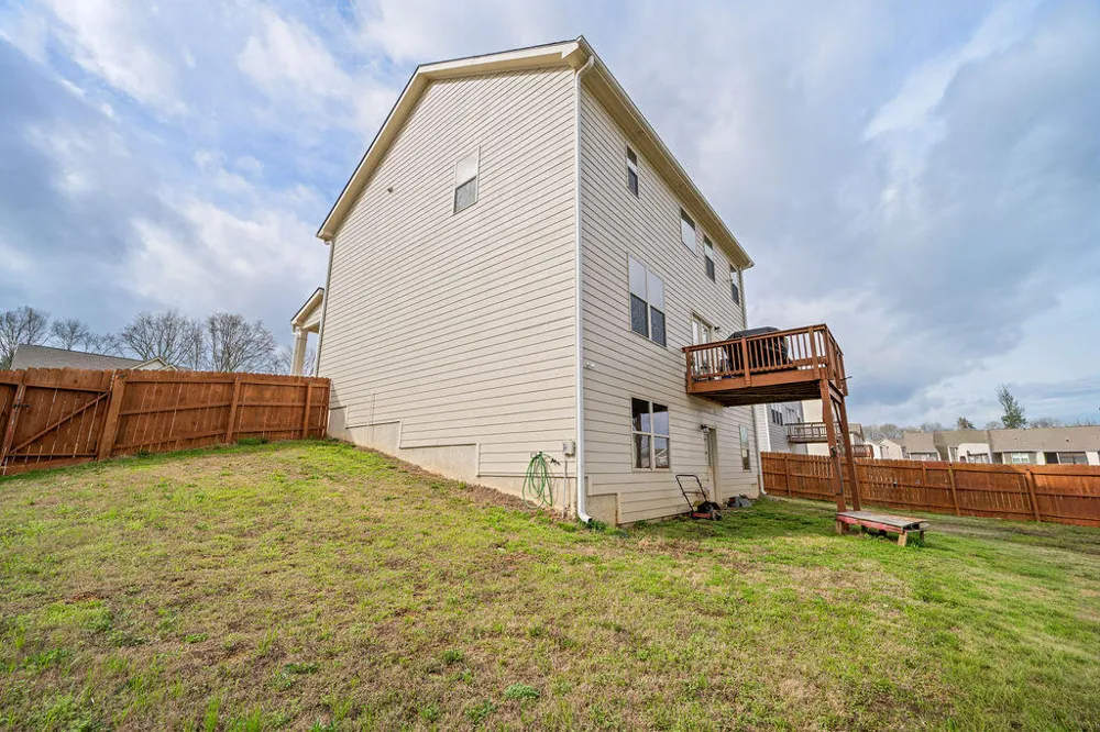 403 Mcginnis Circle Calhoun, GA 30701