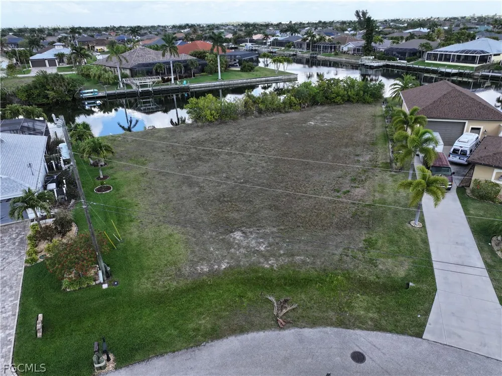 SW 34th Terrace Cape Coral, FL 33914