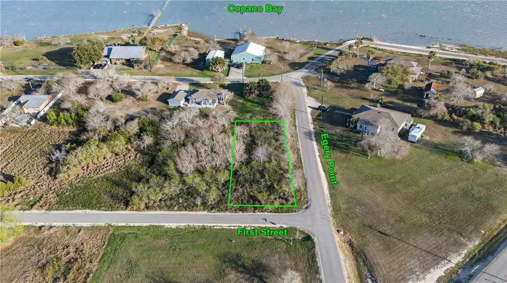 302 First Street Bayside, TX 78340