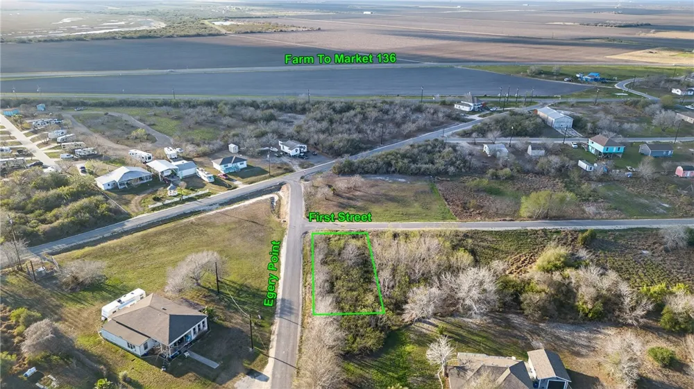 302 First Street Bayside, TX 78340
