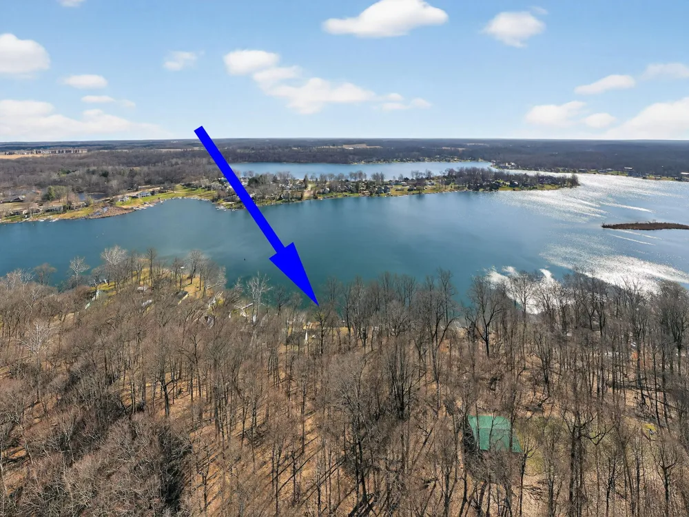 65721 North Drive Cassopolis, MI 49031
