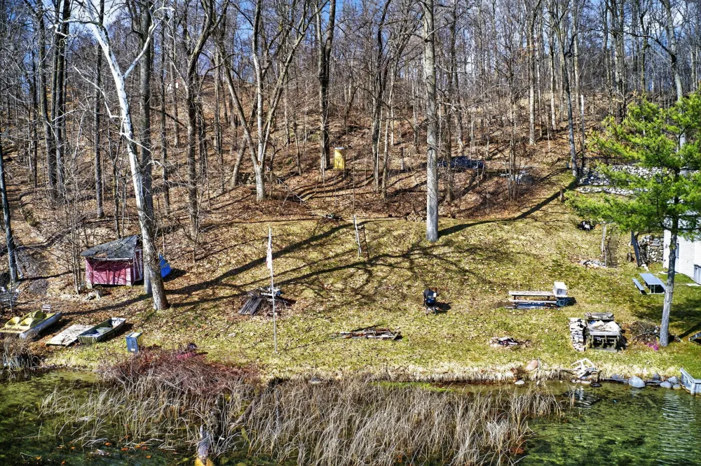 65721 North Drive Cassopolis, MI 49031