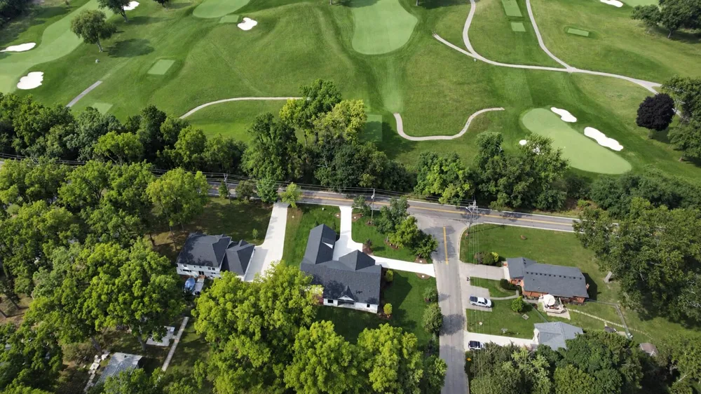 5615 Old Orchard Trail Orchard Lake, MI 48324