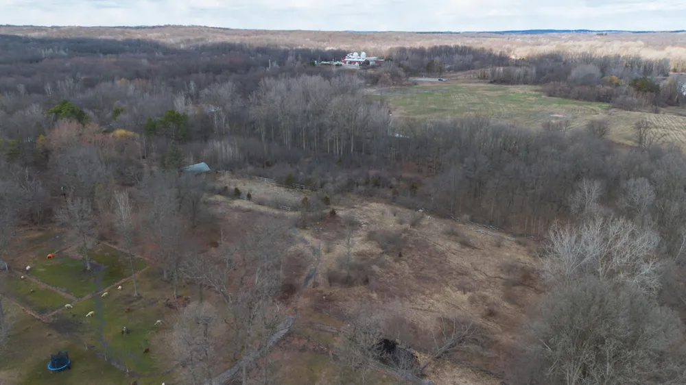 2725 S Duck Lake Road Highland, MI 48356