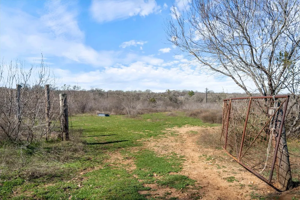 1540 State Highway 95 Highway Bastrop, TX 78602