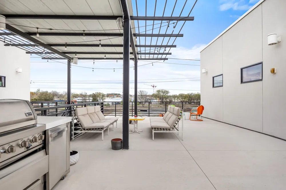 2709 E 5th Street #2203 Austin, TX 78702