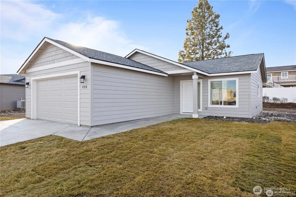 203 Tawsha Street Mattawa, WA 99349