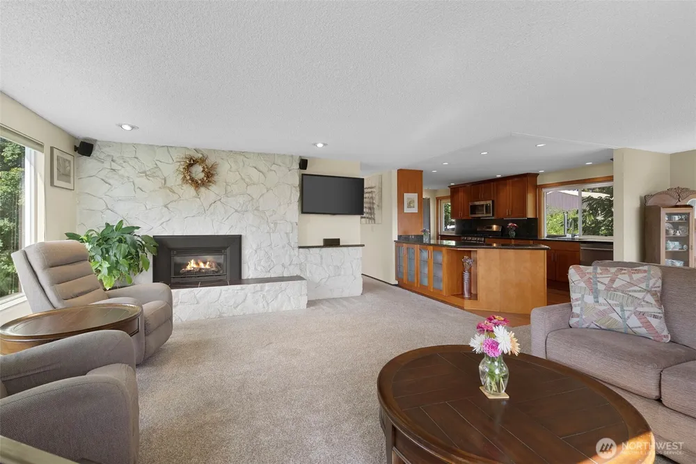 8400 Old Highway 99 SE Tumwater, WA 98501