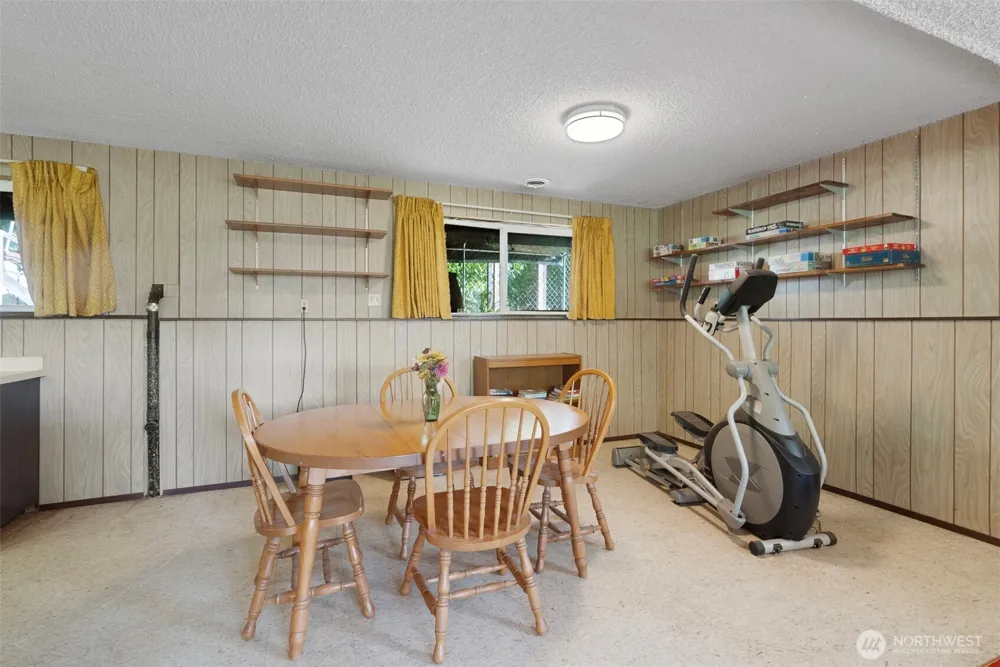 8400 Old Highway 99 SE Tumwater, WA 98501