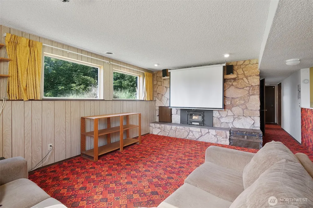 8400 Old Highway 99 SE Tumwater, WA 98501