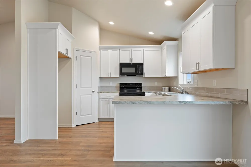 207 Tawsha Street Mattawa, WA 99349