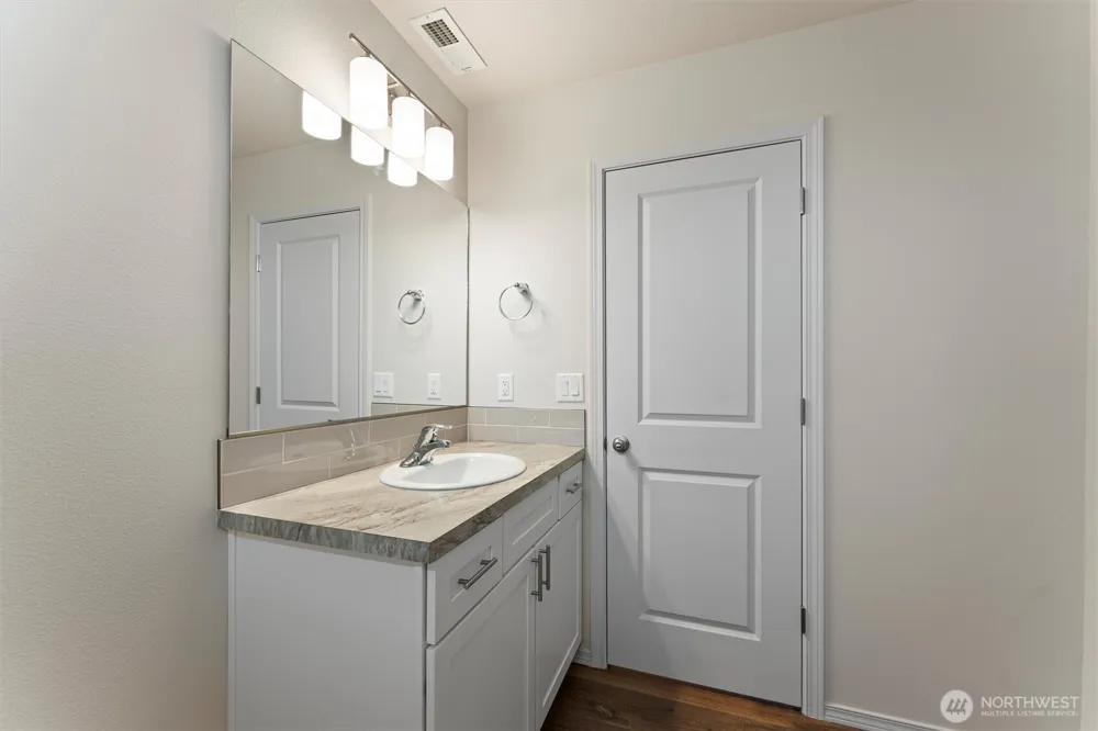 207 Tawsha Street Mattawa, WA 99349