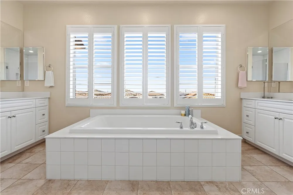 2168 Aliso Peak Lake Forest, CA 92610