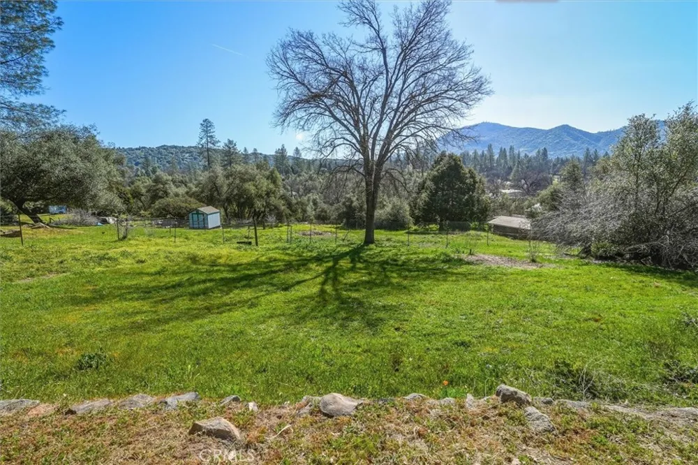 45430 Lauri Oakhurst, CA 93644