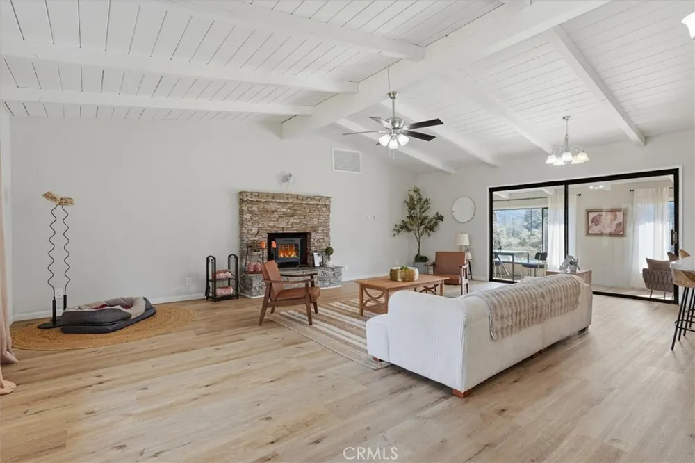 45430 Lauri Oakhurst, CA 93644