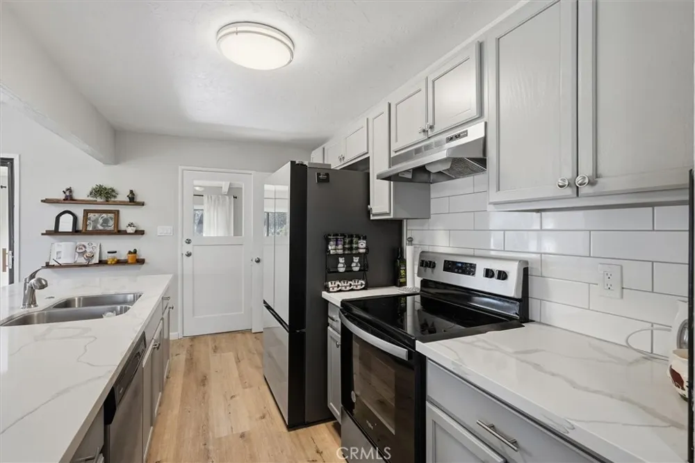 45430 Lauri Oakhurst, CA 93644