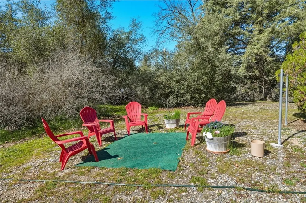 45430 Lauri Oakhurst, CA 93644