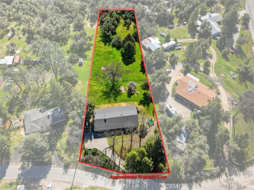 45430 Lauri Oakhurst, CA 93644
