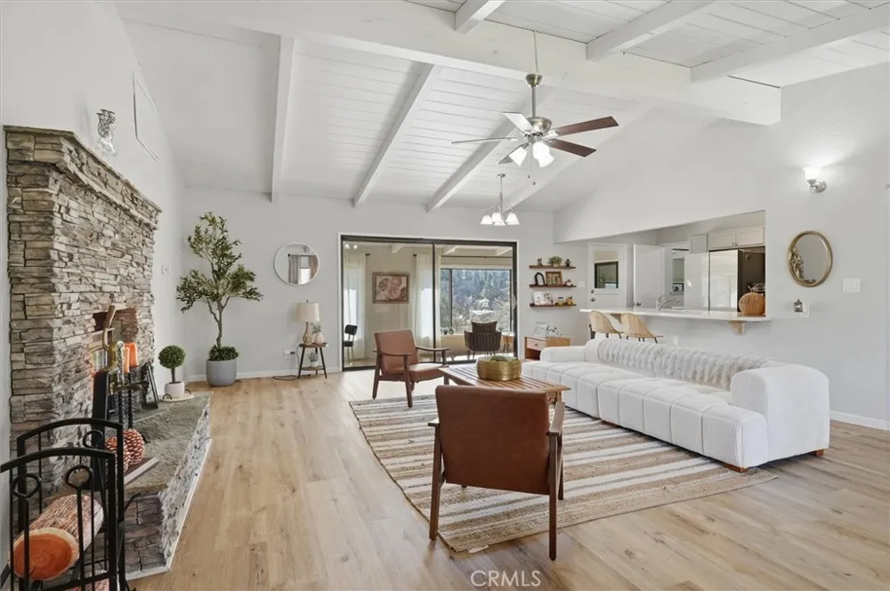 45430 Lauri Oakhurst, CA 93644