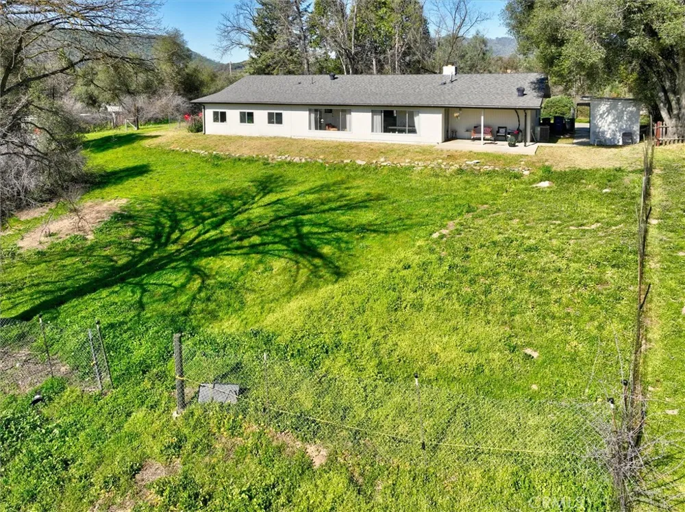 45430 Lauri Oakhurst, CA 93644