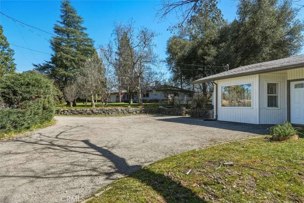 45430 Lauri Oakhurst, CA 93644