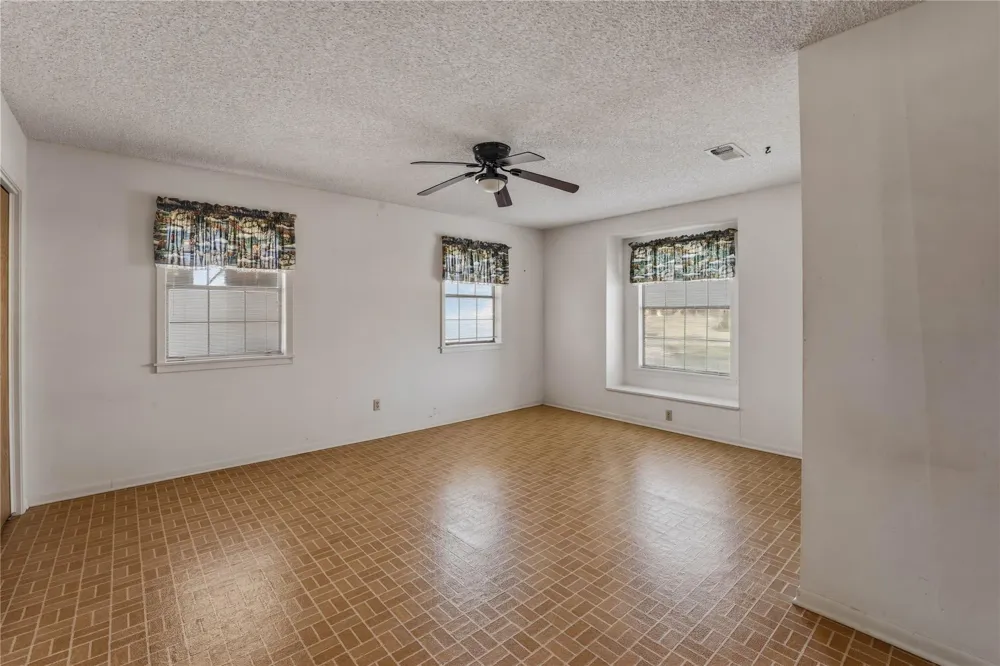 414 Giese Lane La Grange, TX 78945