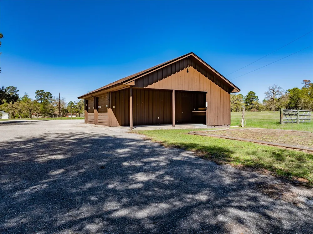 414 Giese Lane La Grange, TX 78945