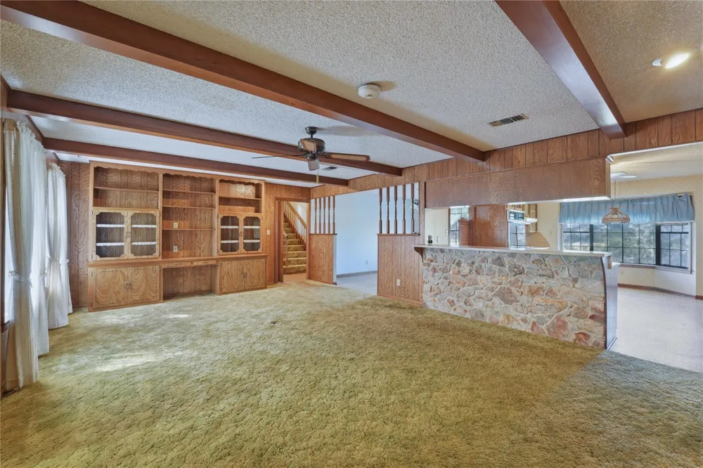 414 Giese Lane La Grange, TX 78945