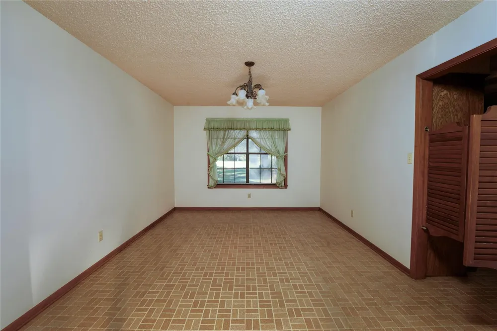 414 Giese Lane La Grange, TX 78945