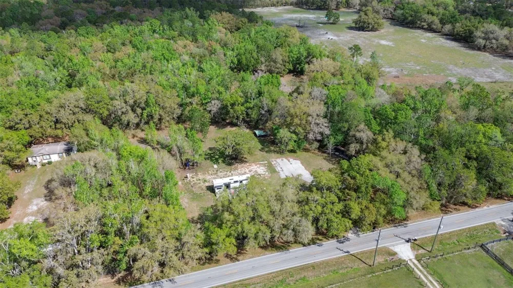 2015 W SOCRUM LOOP ROAD Lakeland, FL 33810