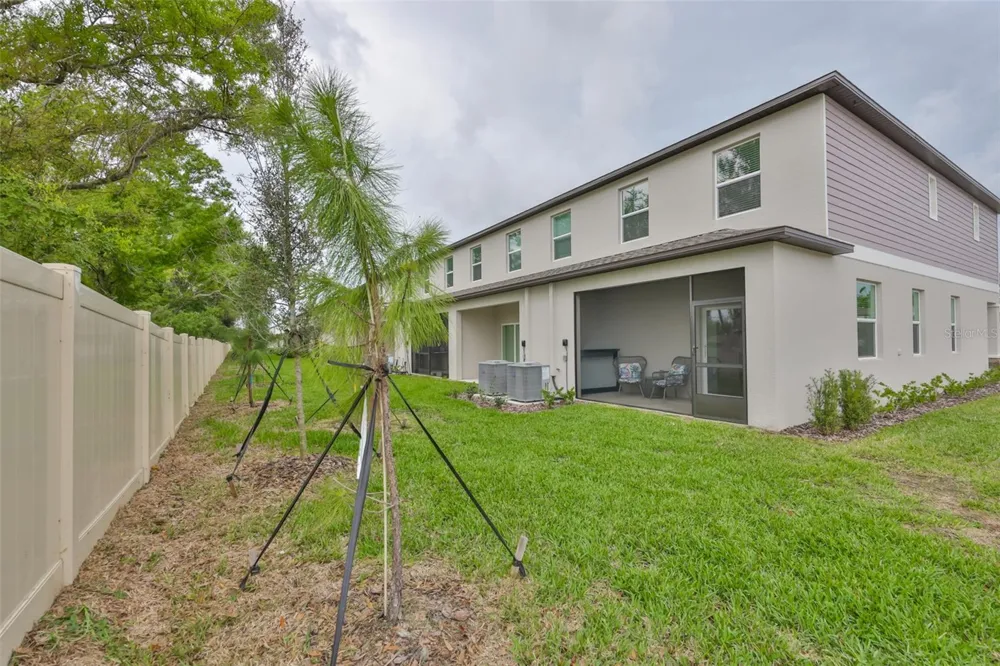 2661 SUNRAY VENUS WAY Ruskin, FL 33570