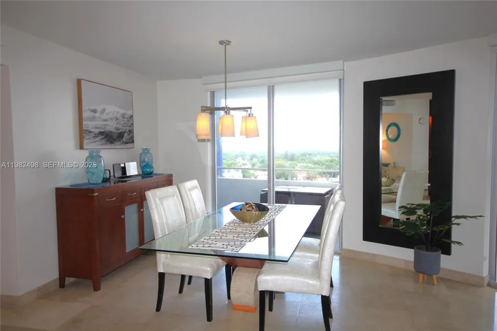 5161 COLLINS AV #1004 Miami Beach, FL 33140