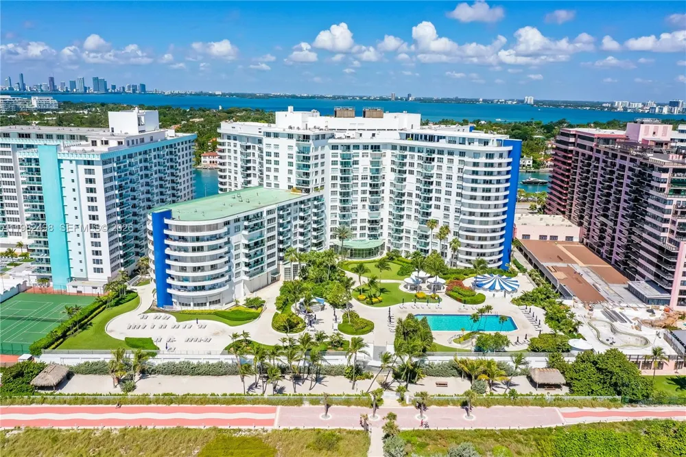5161 COLLINS AV #1004 Miami Beach, FL 33140