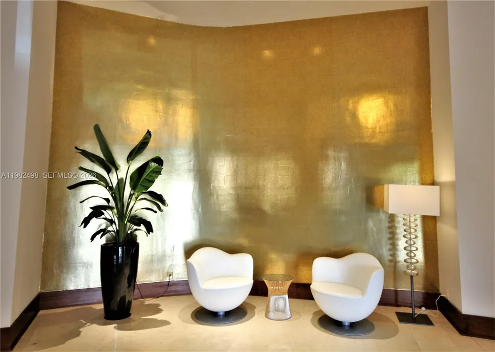 5161 COLLINS AV #1004 Miami Beach, FL 33140