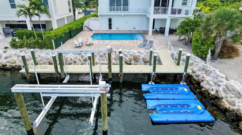 865 50th Street Gulf Marathon, FL 33050