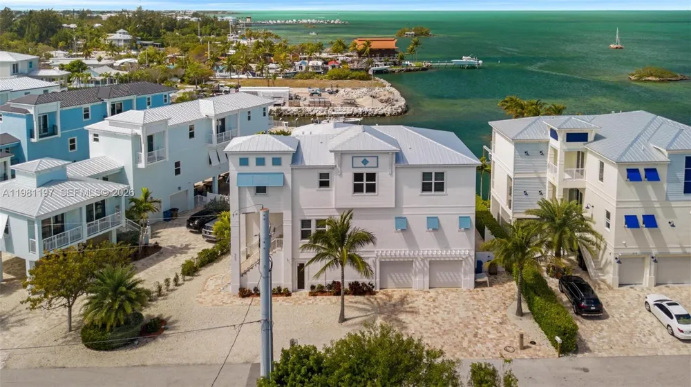 865 50th Street Gulf Marathon, FL 33050