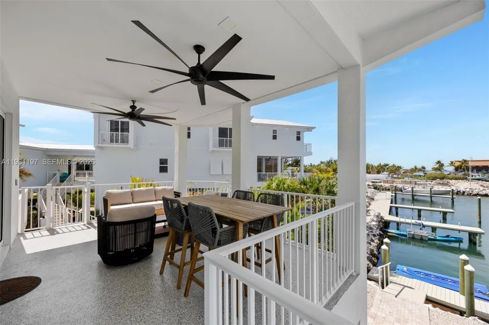 865 50th Street Gulf Marathon, FL 33050