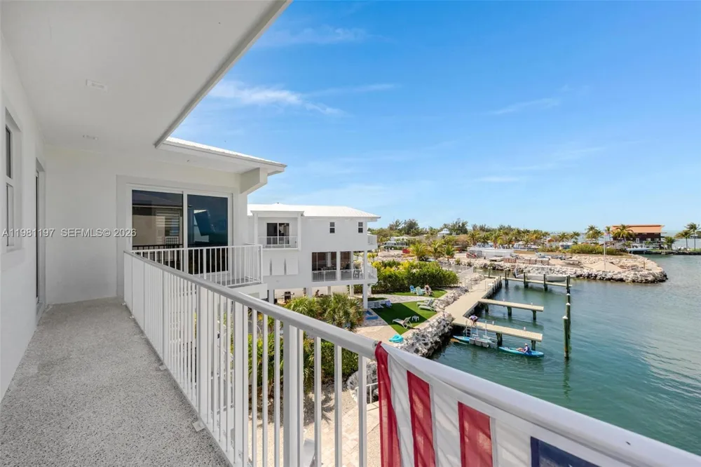 865 50th Street Gulf Marathon, FL 33050