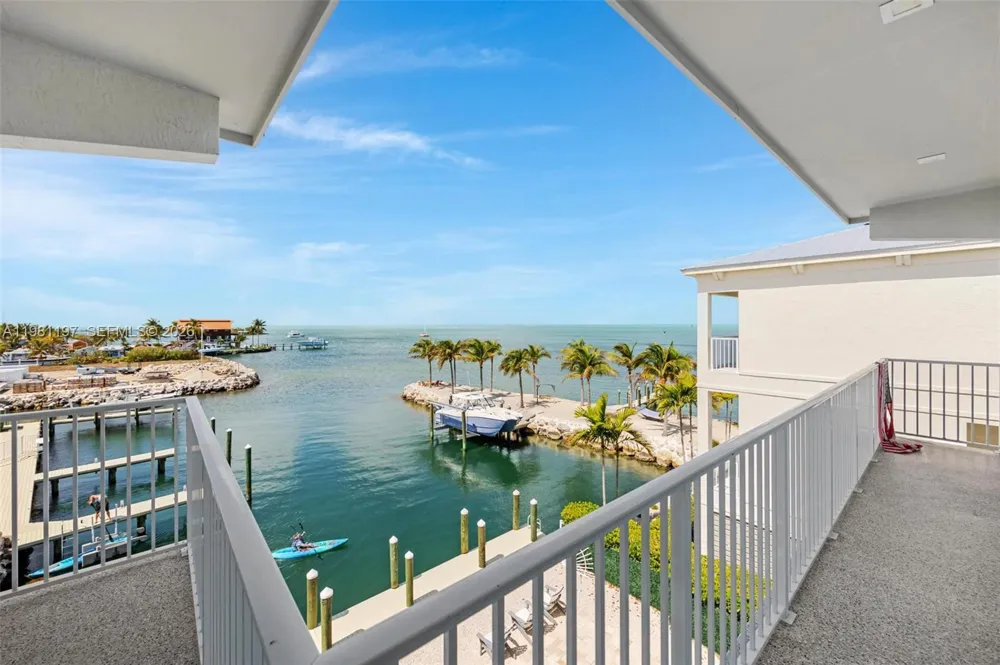 865 50th Street Gulf Marathon, FL 33050