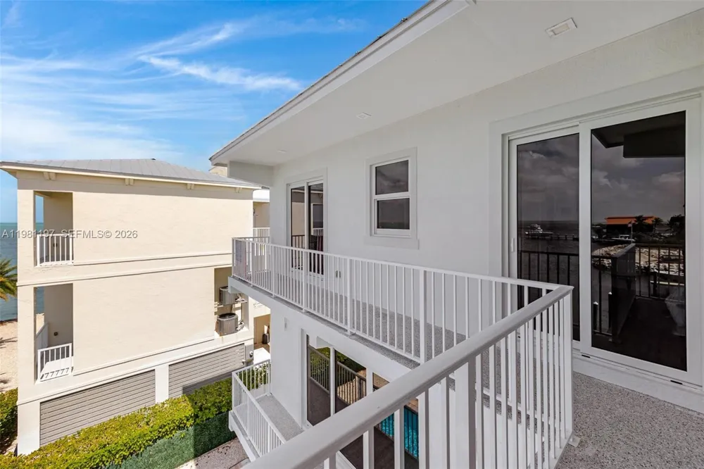 865 50th Street Gulf Marathon, FL 33050