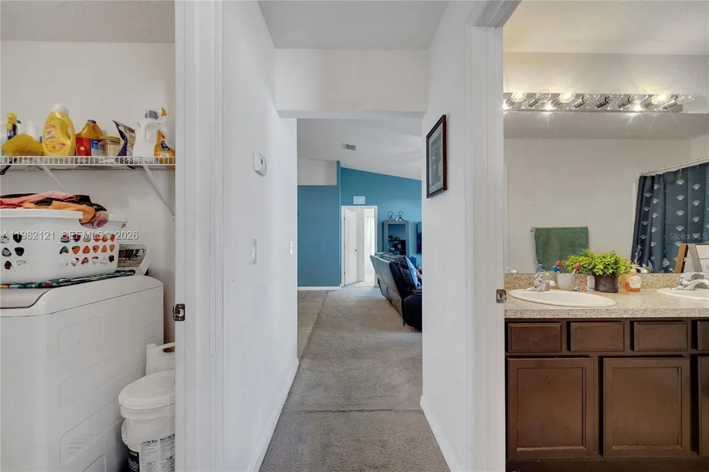 1317 Conch Key Ln Davenport, FL 33837