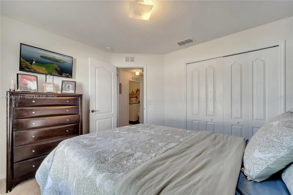 1317 Conch Key Ln Davenport, FL 33837