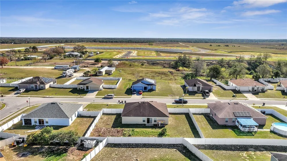 1317 Conch Key Ln Davenport, FL 33837