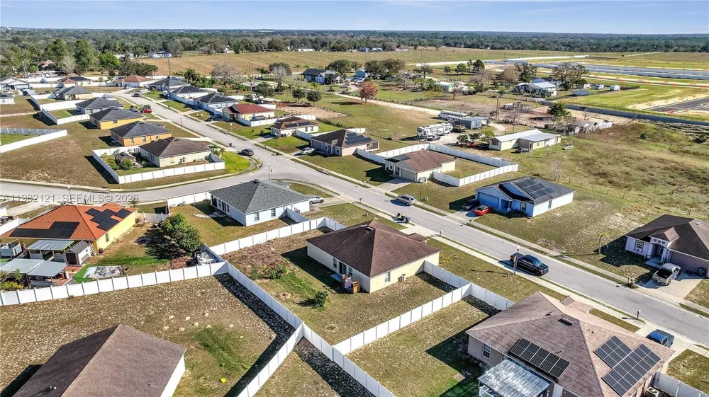 1317 Conch Key Ln Davenport, FL 33837