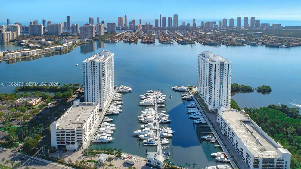 17211 Biscayne Blvd - Slip 078 North Miami Beach, FL 33160