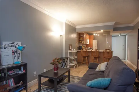 1455 Treasure Dr #5E